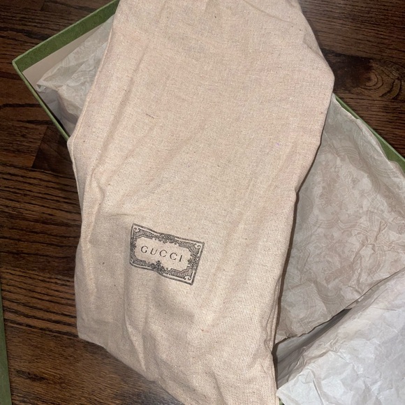 GUCCI LOGO WEB DRIVER LOAFERS - Picture 5 of 6